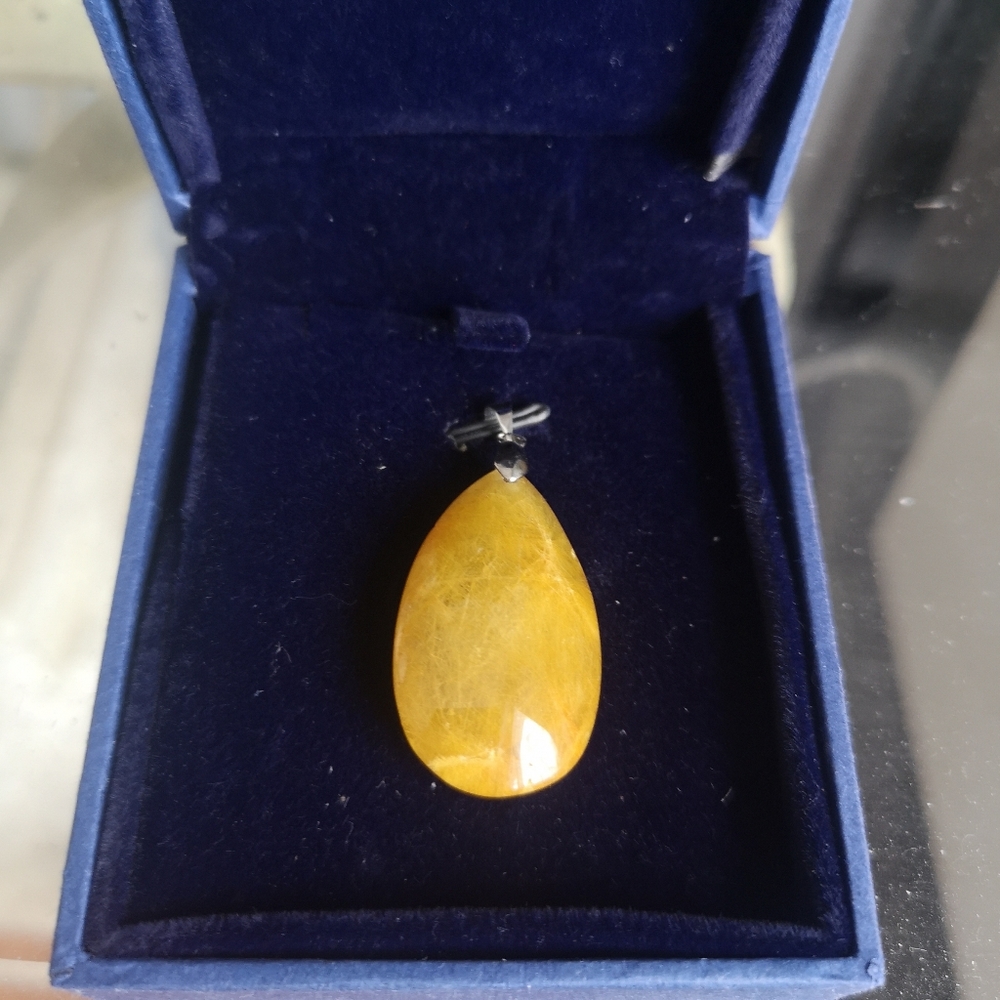 🎁 Free 🎁 Elegant Amber Teardrop Pendant with over $30 purchase